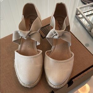 Life Stride Women's Cream Espadrille Shoes